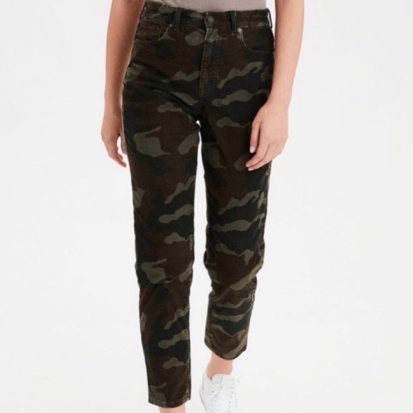 American Eagle Corduroy Mom Jeans - Picture 1 of 9